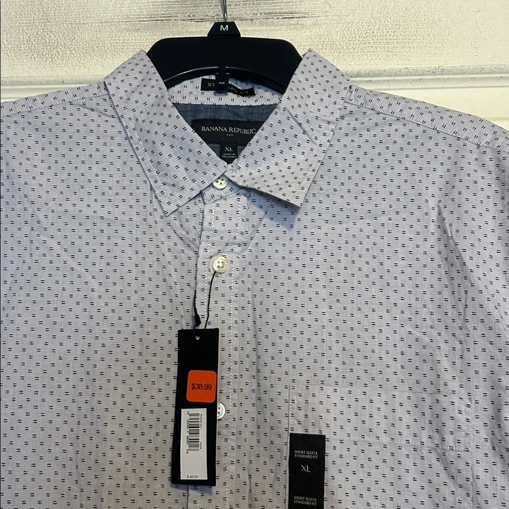 Banana Republic Short Sleeve Button Down Shirt Size XL Standard Fit